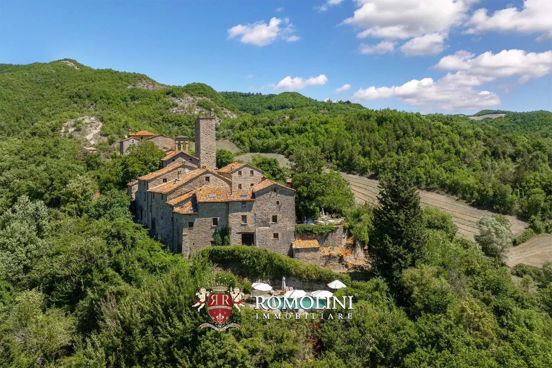 Castle in Mercatello sul Metauro, Marche, Italy 1 - 16317385