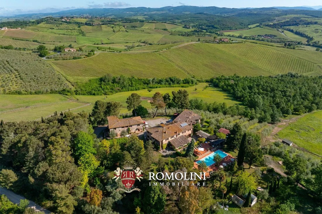Farm Ranch in Historic Center, Siena, Tuscany 4 - 15663184