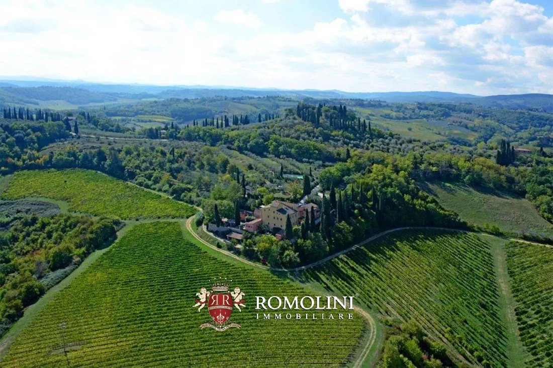 Villa in San Gimignano, Tuscany, Italy 3 - 15663542