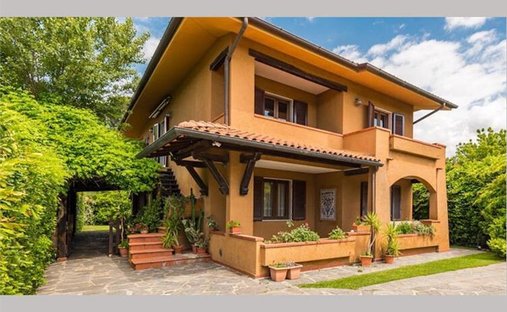 Villa in Center, Forte dei Marmi, Tuscany 1