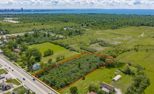 Land in Fort Erie, Ontario, Canada 1