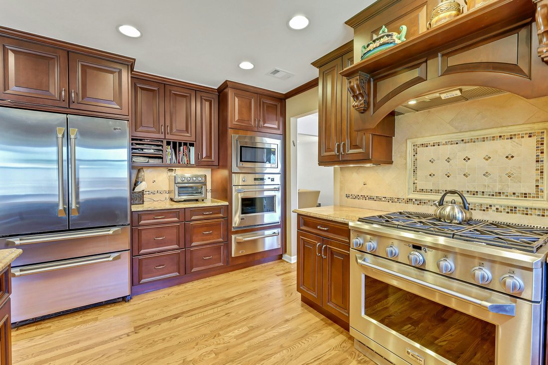 House in Fair Lawn, New Jersey, United States 5 - 17956391