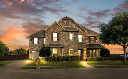 House in Midlothian, Texas, United States 1