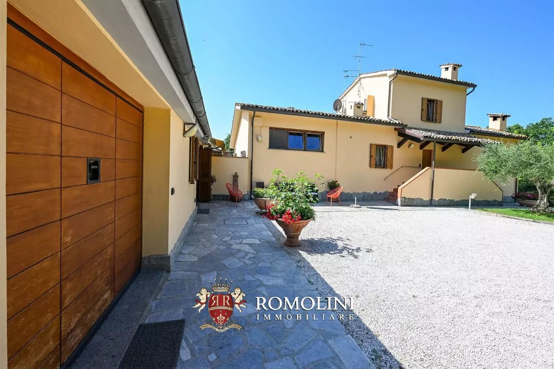 Villa in Città di Castello, Umbria, Italy 5 - 15919642