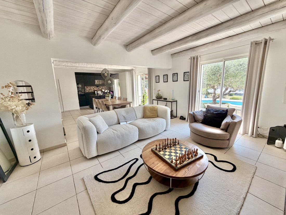 Villa in Bagnols-en-Forêt, Provence-Alpes-Côte d'Azur, France 4 - 18290993
