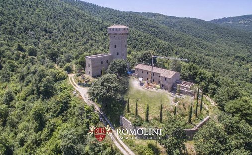 Castle in Passignano sul Trasimeno, Umbria, Italy 1