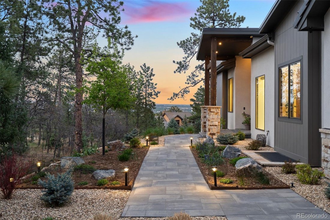 House in Colorado Springs, Colorado, United States 3 - 18280340