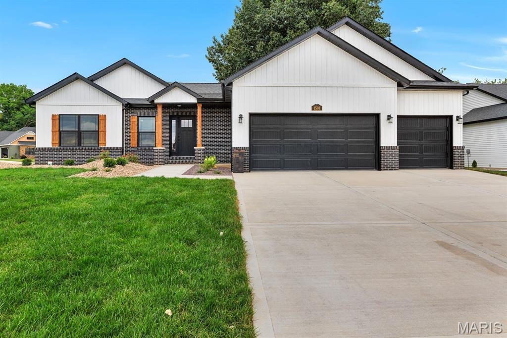 House in Troy, Illinois, United States 1 - 18293743