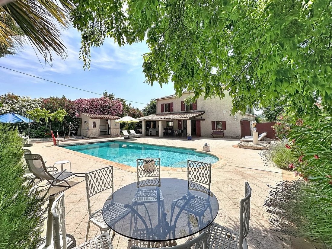 Villa in Carnoules, Provence-Alpes-Côte d'Azur, France 2 - 18295718