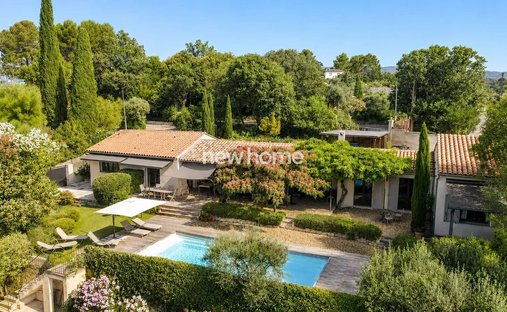 House in Flayosc, Provence-Alpes-Côte d'Azur, France 1