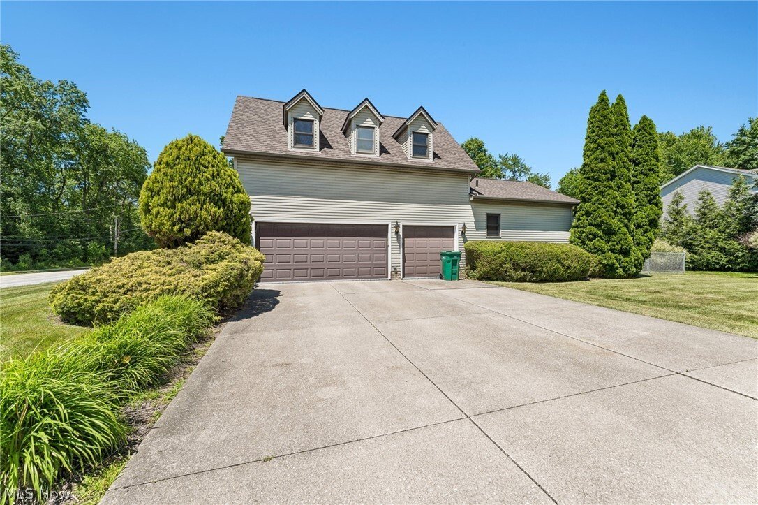 House in Kirtland Hills, Ohio, United States 3 - 18280227