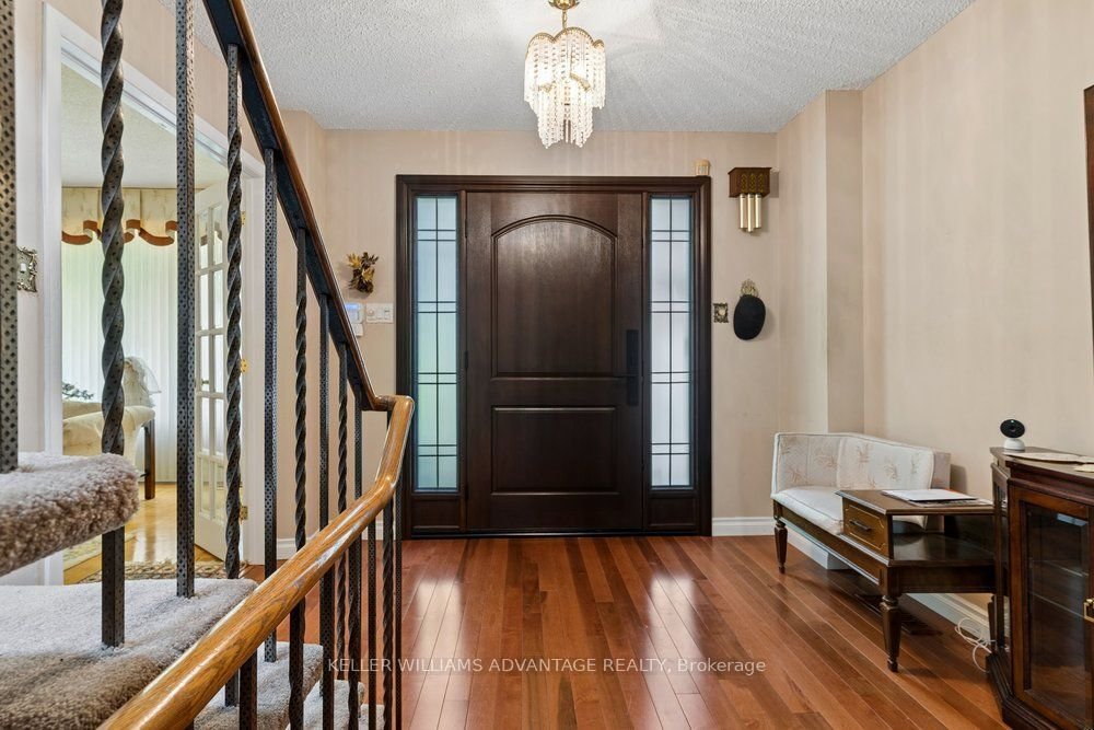 House in Mississauga, Ontario, Canada 4 - 18286089