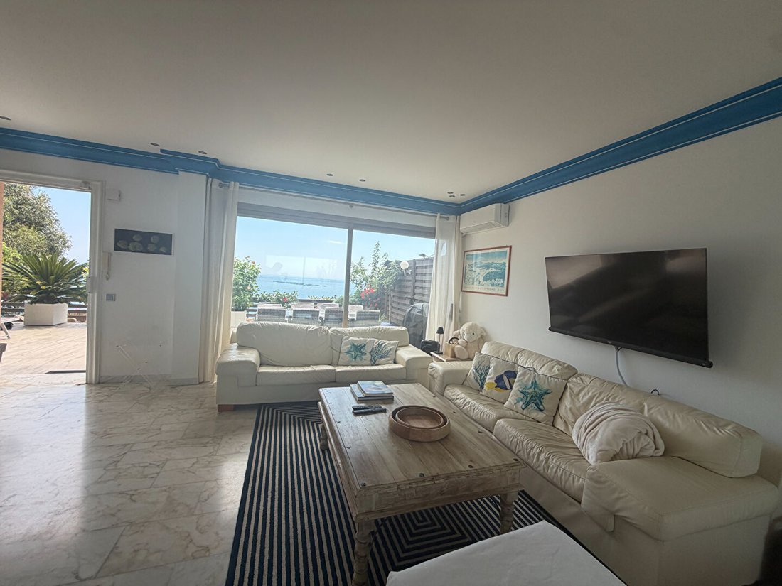 Villa in French Riviera, Provence-Alpes-Côte d'Azur, France 4 - 18286972