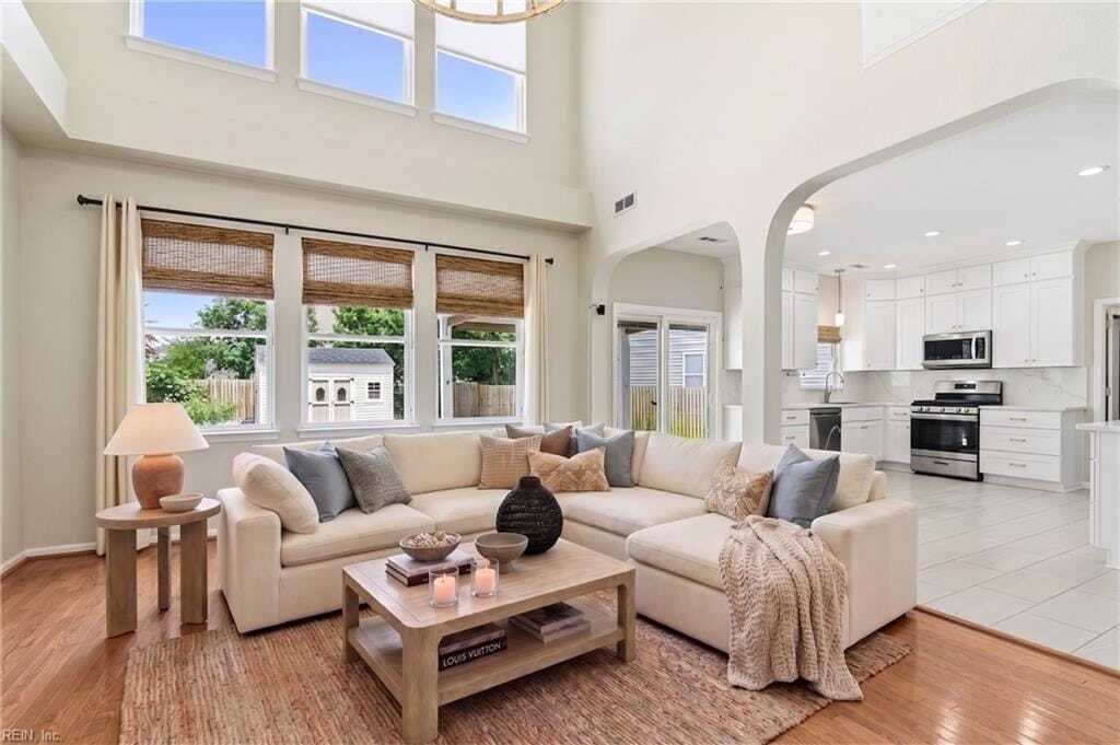 Maison à Norfolk, Virginie, États-Unis 5 - 18030550