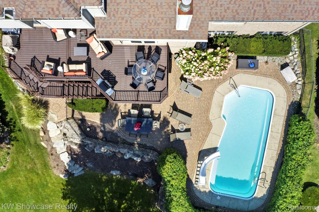 House in Commerce Charter Township, Michigan, United States 5 - 18285964