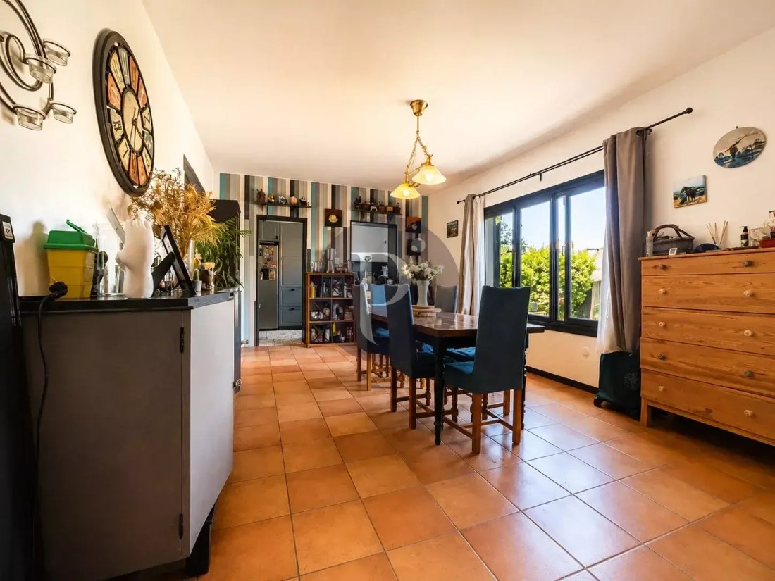 House in Vitry-sur-Seine, Ile-de-France, France 2 - 18288679