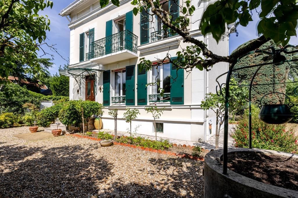 House in Chateau de Vaucresson, Vaucresson, France 1 - 18290924