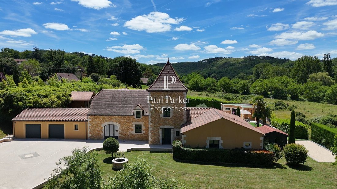 Villa in Gourdon, Occitania, France 2 - 18282926