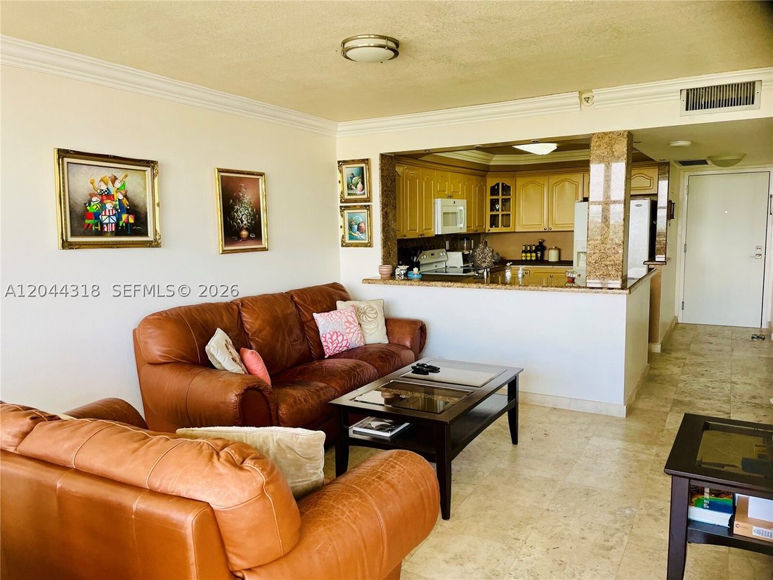Condo in Miami Beach, Florida, United States 5 - 18290432