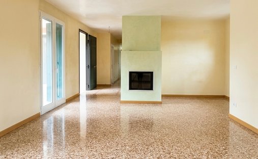 House in Arcella, Padua, Veneto 1