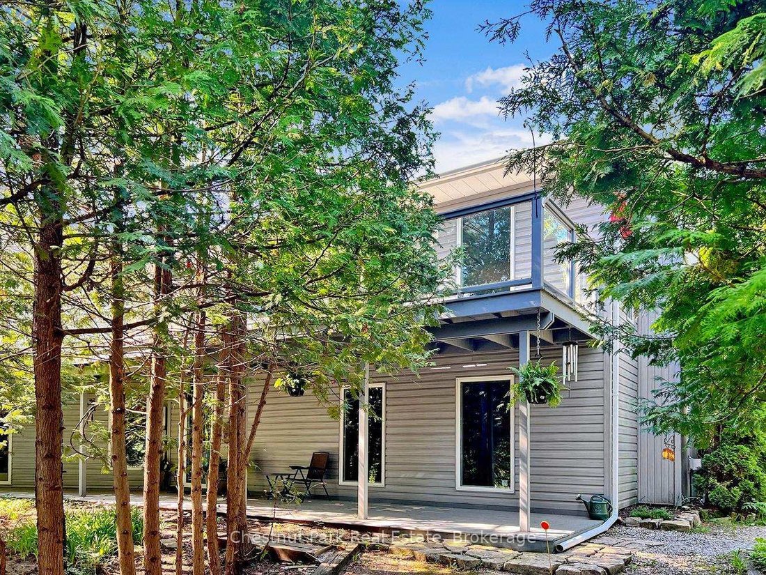 House in Clarksburg, Ontario, Canada 2 - 18143265