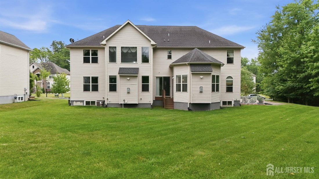 House in East Brunswick, New Jersey, United States 3 - 18289282