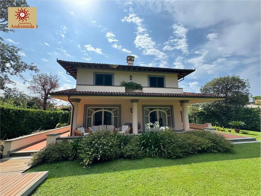 Villa in Center, Forte dei Marmi, Tuscany 4 - 18290597
