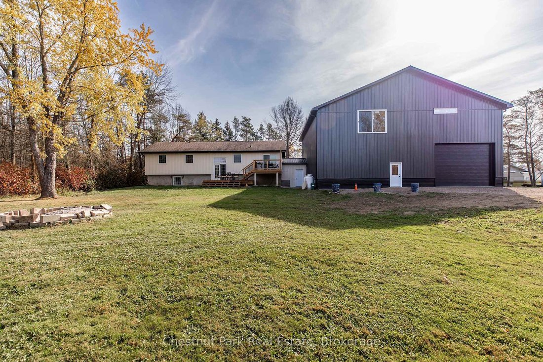 House in Miller Lake, Ontario, Canada 5 - 16705801