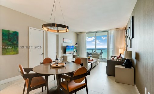 Condo in Hallandale Beach, Florida, United States 1