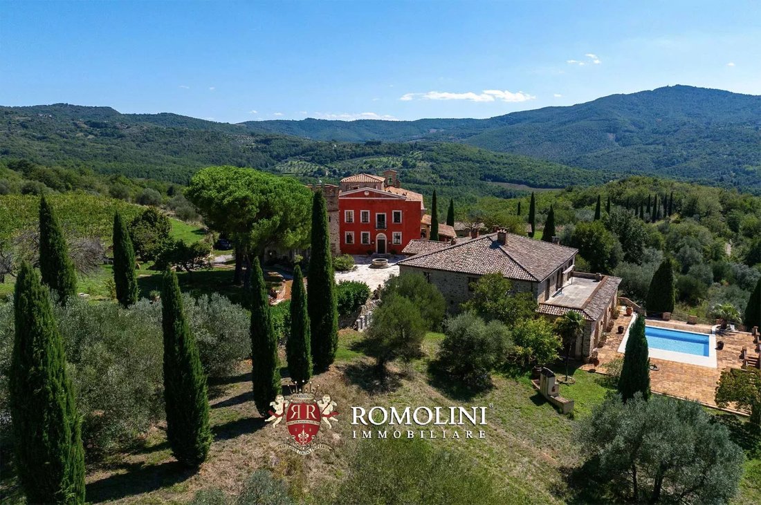Estate in Piegaro, Umbria, Italy 1 - 17141094
