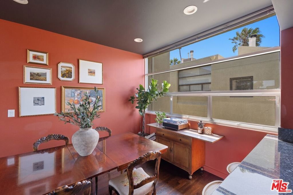 Condo in Santa Monica, California, United States 5 - 18263724