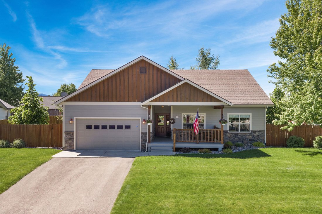 House in Bigfork, Montana, United States 1 - 18281958