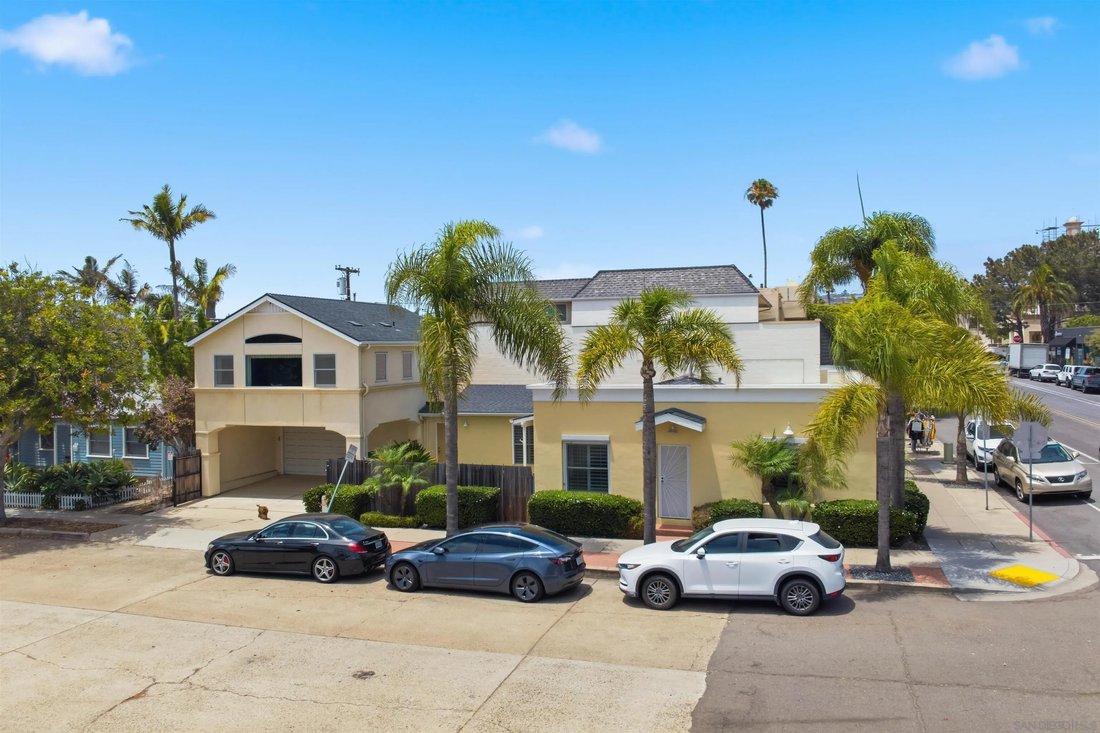 San Diego, California, United States 1 - 18264873