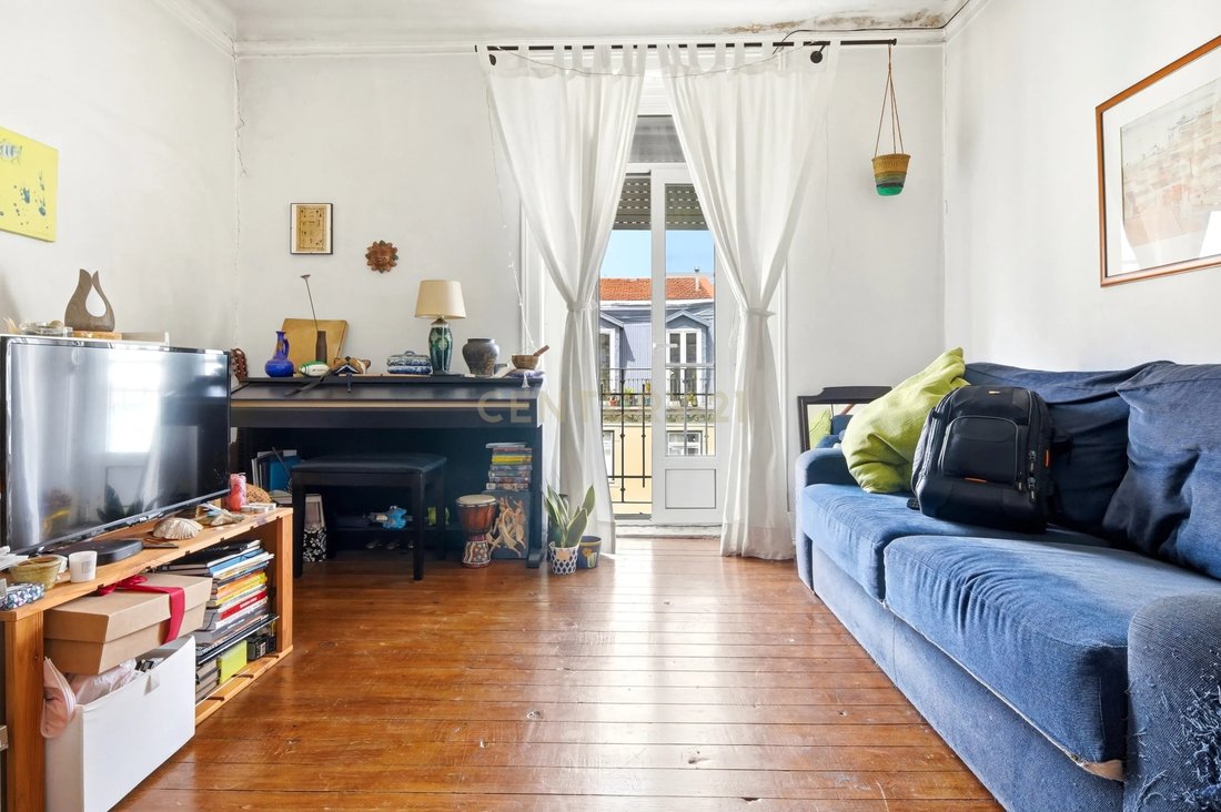 Apartment in Arroios, Lisbon, Portugal 3 - 18292448