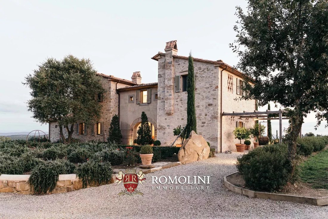 Villa in Passignano sul Trasimeno, Umbria, Italy 4 - 16991149
