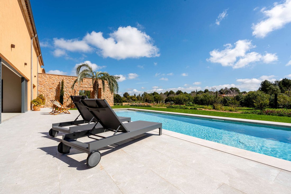 Finca in Santa Maria del Cami, Balearic Islands, Spain 1 - 18281232