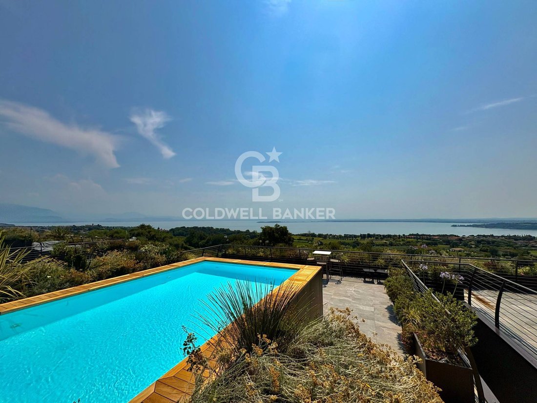 Villa in Hill Zone, Padenghe sul Garda, Lombardy 2 - 18287622