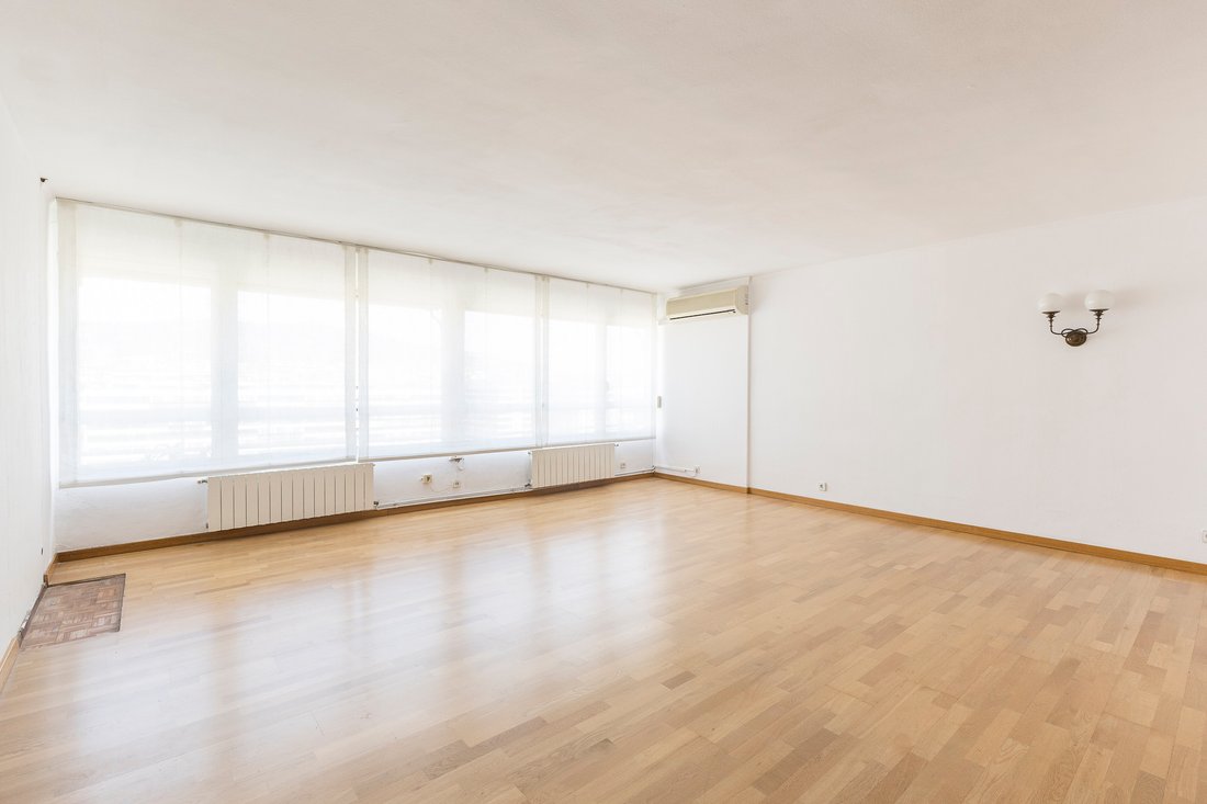 Apartment in Les Corts, Barcelona, Spain 3 - 18285165