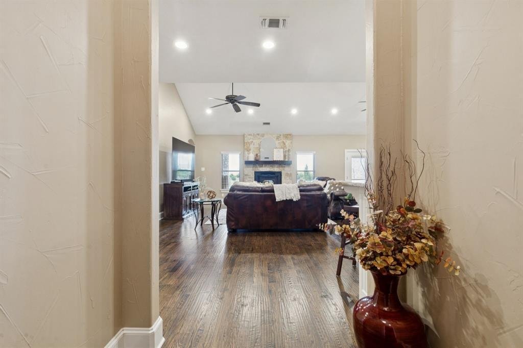 House in Tom Bean, Texas, United States 3 - 18292411