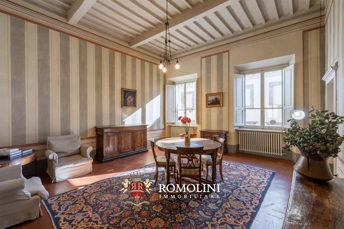 Apartment in Center, Arezzo, Tuscany 1 - 16740286