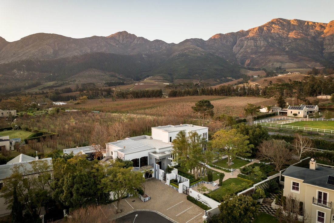 House in Franschhoek, Western Cape, South Africa 4 - 18286228