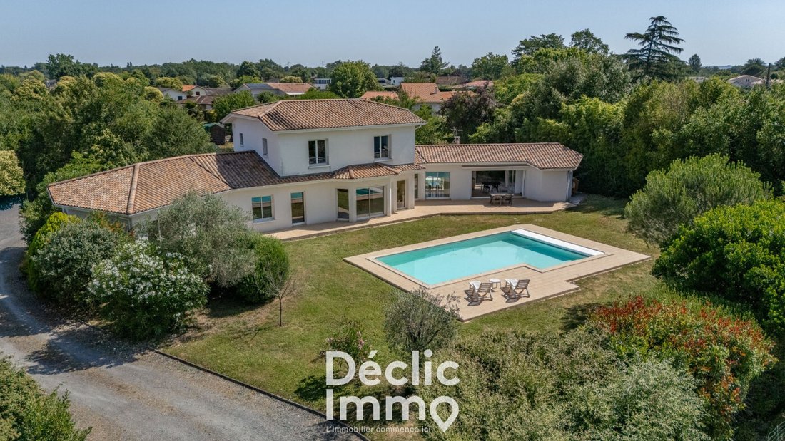House in Latresne, Nouvelle-Aquitaine, France 1 - 18281284