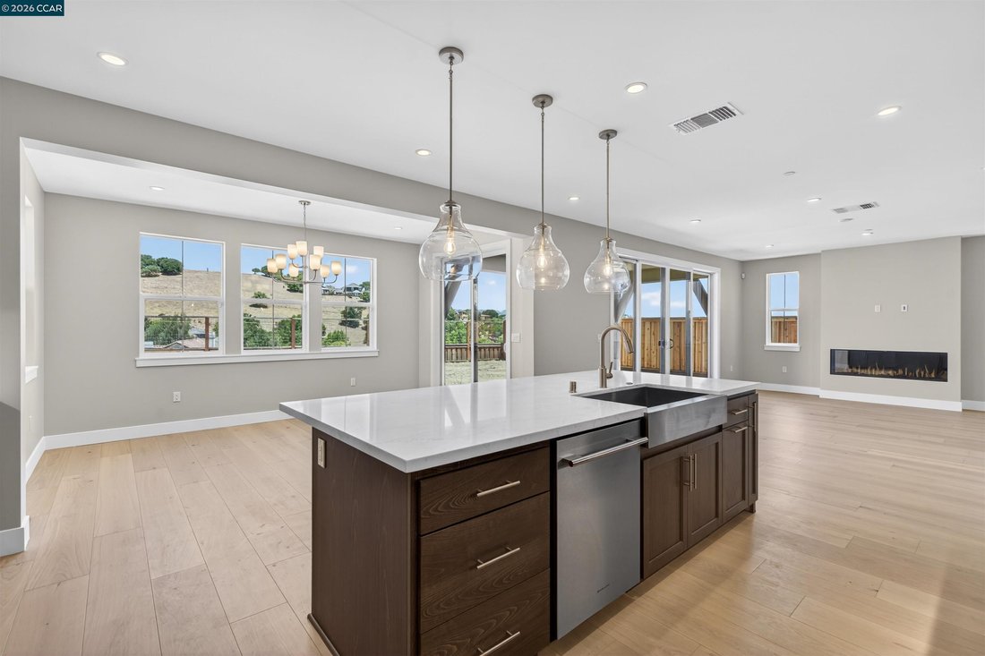 House in Petaluma, California, United States 5 - 18285271