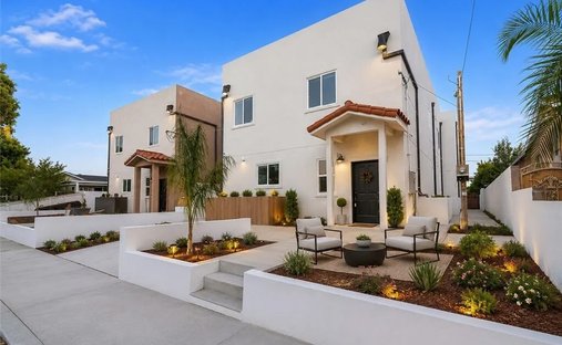 Paramount, California, United States 1
