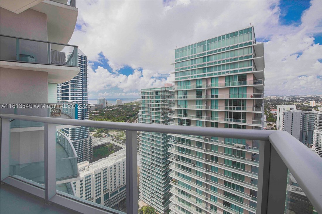 Condo in Miami, Florida, United States 1 - 15727375