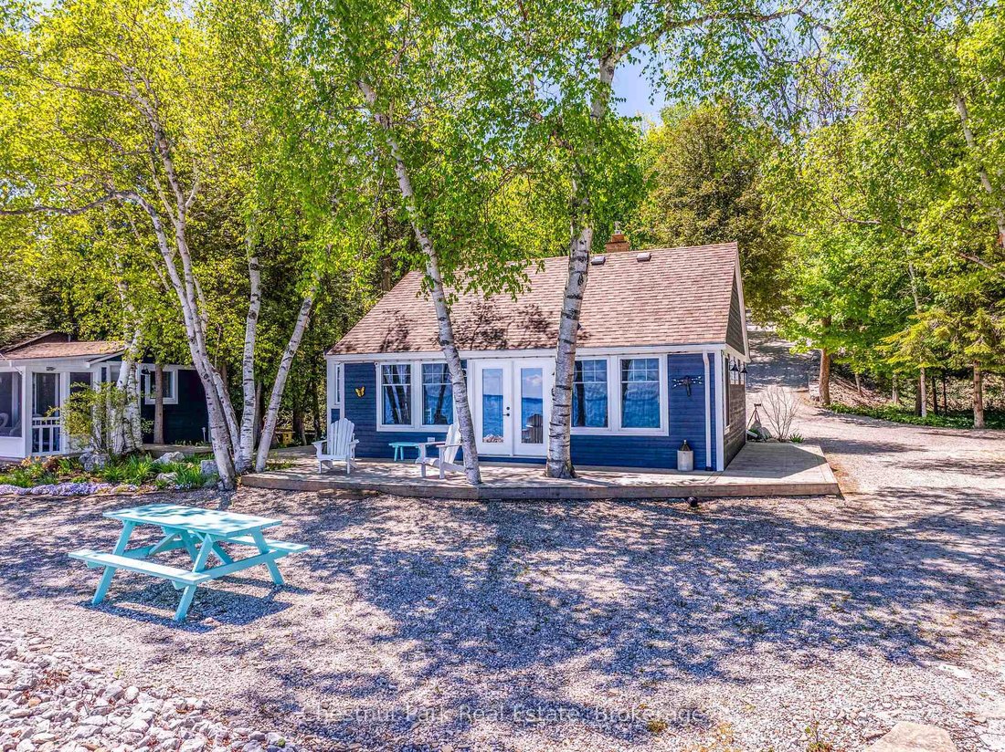 House in Wiarton, Ontario, Canada 5 - 18105449