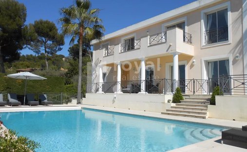 Villa in Mougins, Provence-Alpes-Côte d'Azur, France 1