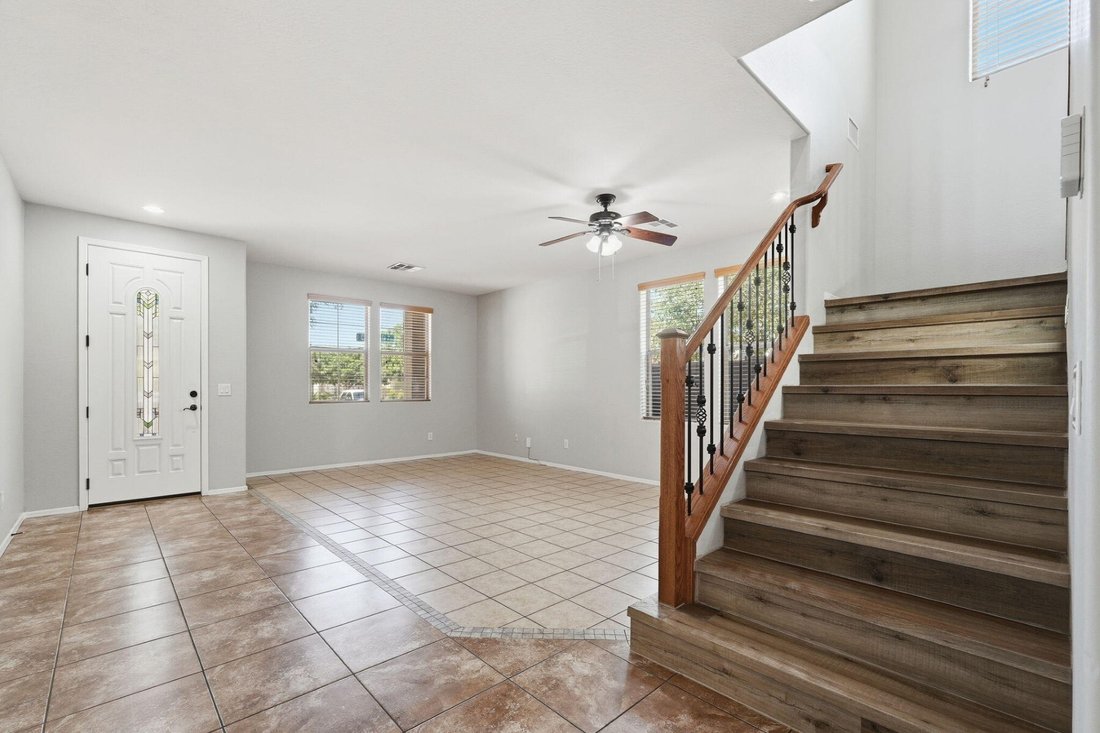 House in Gilbert, Arizona, United States 2 - 18279904