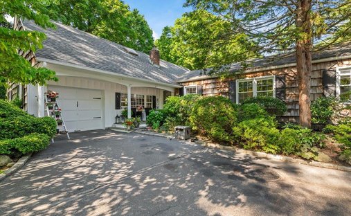 House in Halesite, New York, United States 1