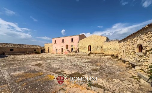 House in Marina, Ragusa, Sicily 1